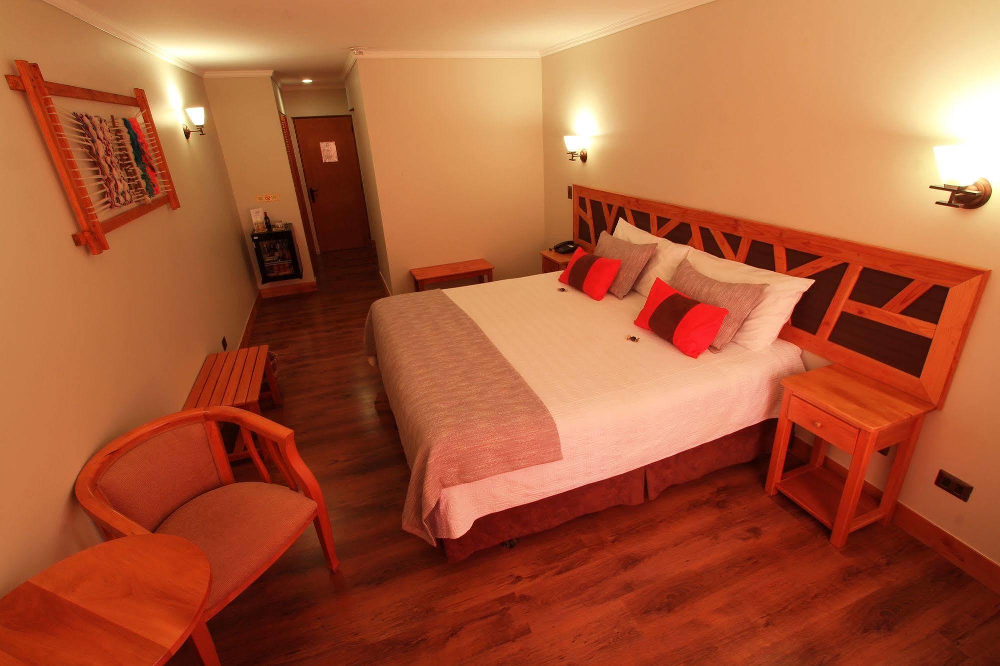 Hotel Lodge Las Cascadas Puerto Clocker Exteriör bild